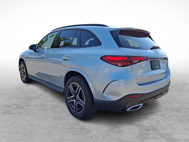 Photo of 2025 Cirrus Silver Metallic Mercedes-Benz GLC 300