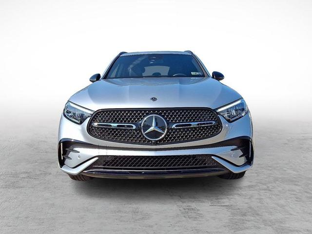 Photo of 2025 Cirrus Silver Metallic Mercedes-Benz GLC 300