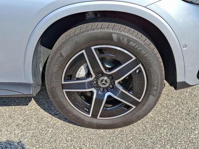 Photo of 2025 Cirrus Silver Metallic Mercedes-Benz GLC 300