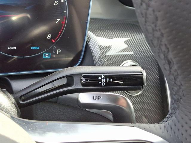 Photo of 2025 Polar White Mercedes-Benz AMG GLC 43