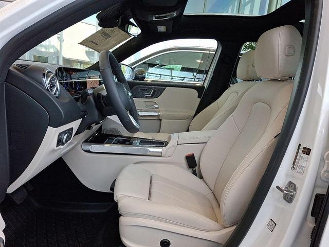 Photo of 2025 Polar White Mercedes-Benz EQB 300
