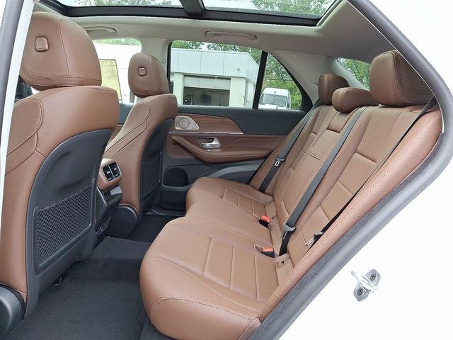 Photo of 2026 Polar White Mercedes-Benz GLE 350
