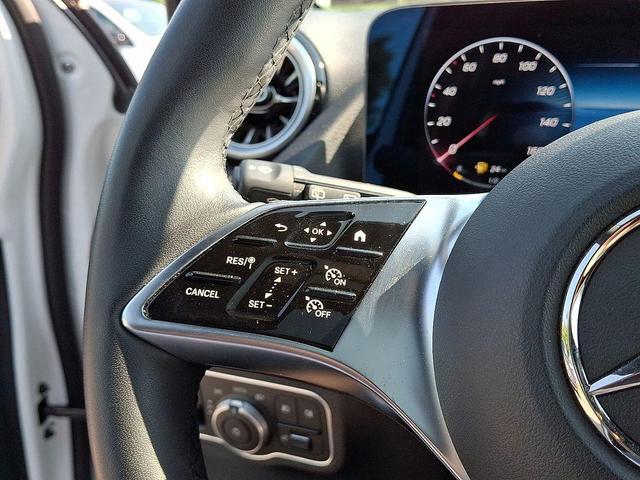 Photo of 2025 Polar White Mercedes-Benz GLA 250
