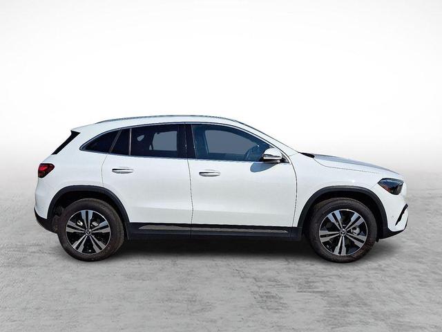 Photo of 2025 Polar White Mercedes-Benz GLA 250