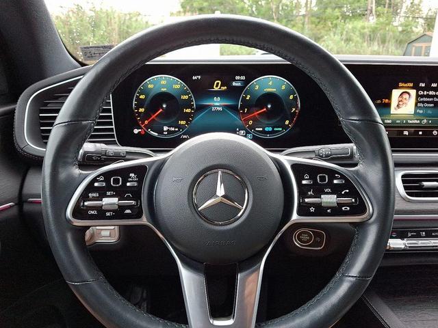 Photo of 2022 Black Mercedes-Benz GLS 450