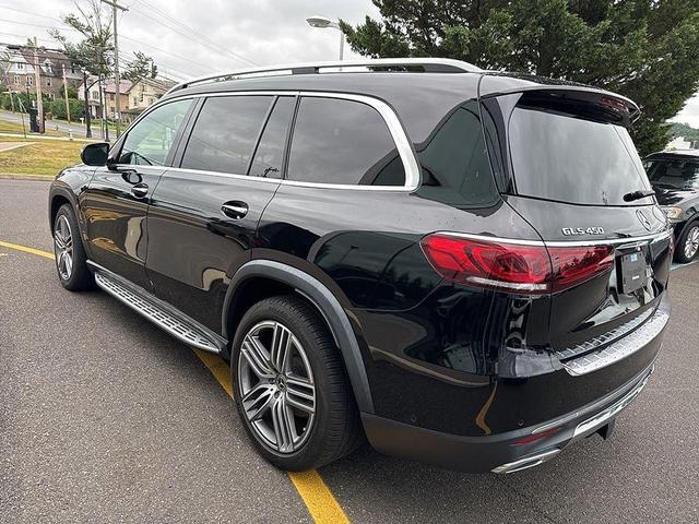 Photo of 2022 Black Mercedes-Benz GLS 450