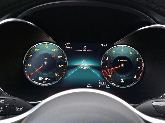 Photo of 2022 Black Mercedes-Benz GLC 300