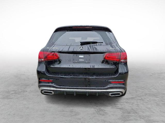 Photo of 2022 Black Mercedes-Benz GLC 300