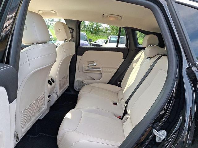 Photo of 2021 Midnight Black Mercedes-Benz GLA 250