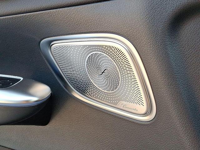 Photo of 2025 Cirrus Silver Metallic Mercedes-Benz GLC 350e