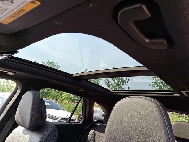Photo of 2025 Cirrus Silver Metallic Mercedes-Benz GLC 350e