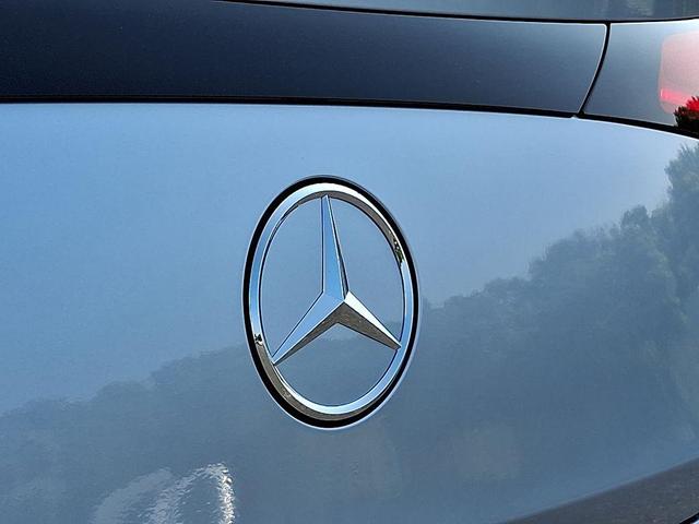 Photo of 2025 Cirrus Silver Metallic Mercedes-Benz GLC 300