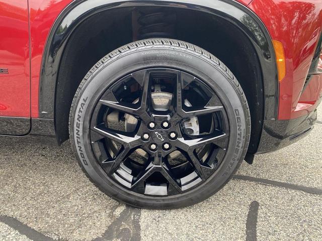 Photo of 2024 Radiant Red Tintcoat Chevrolet Traverse