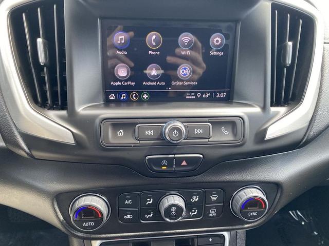 Photo of 2022 Summit White GMC Terrain