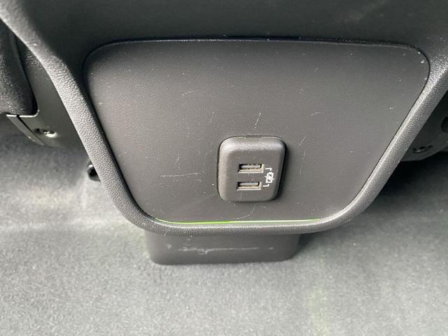 Photo of 2022 Summit White GMC Terrain