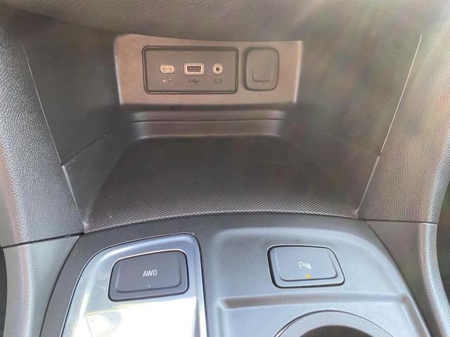 Photo of 2022 Blue Glow Metallic Chevrolet Equinox