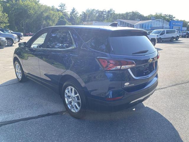 Photo of 2022 Blue Glow Metallic Chevrolet Equinox