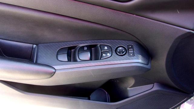 Photo of 2024 Gun Metallic Nissan Altima