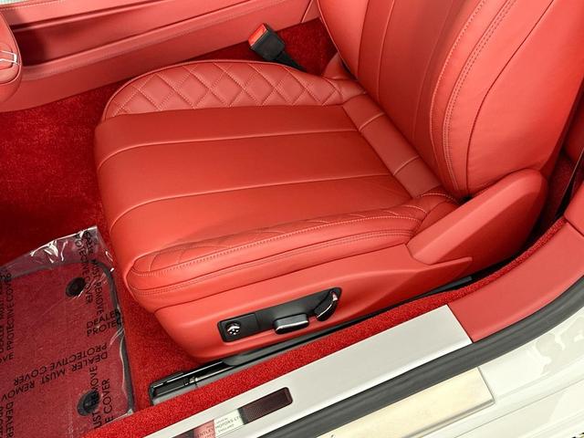 Photo of 2022 Glacier White Bentley Continental GT