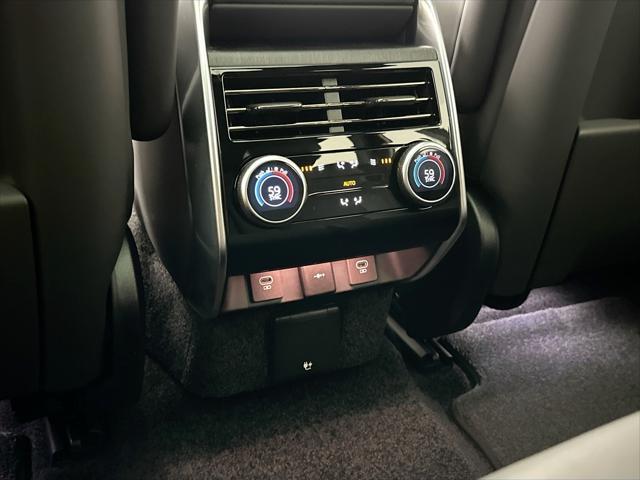 Photo of 2025 Santorini Black Land Rover Range Rover
