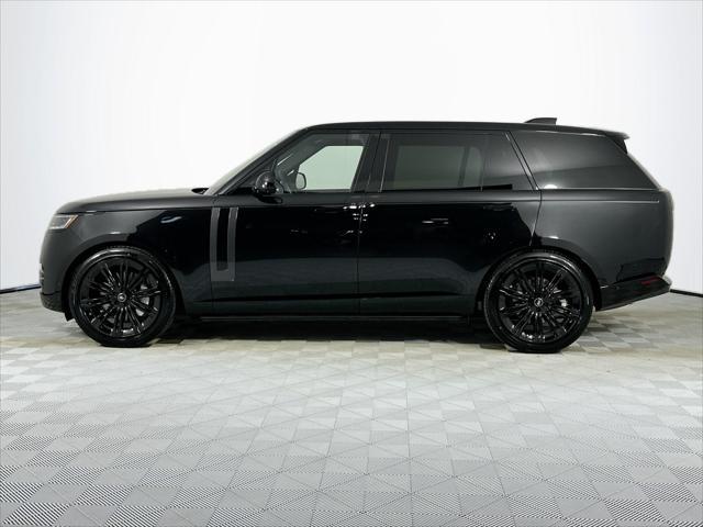 Photo of 2025 Santorini Black Land Rover Range Rover