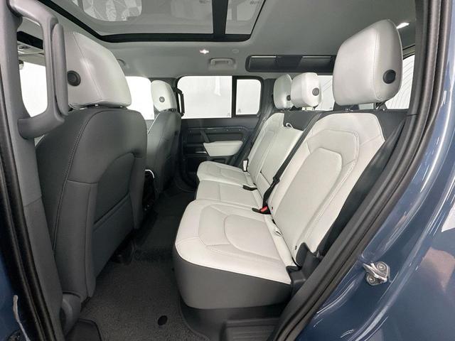Photo of 2025 Tasman Blue Metallic Land Rover Defender