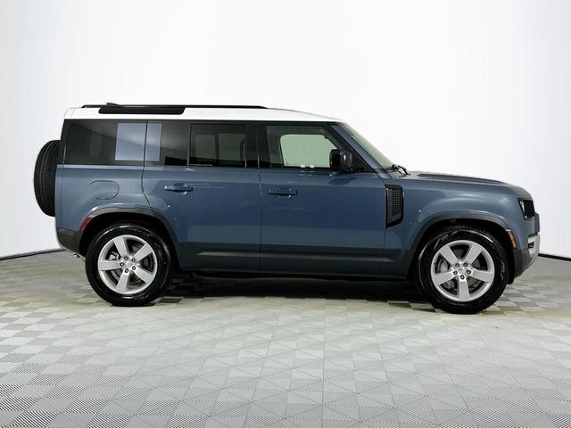 Photo of 2025 Tasman Blue Metallic Land Rover Defender