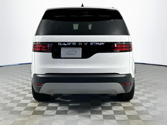 Photo of 2025 Fuji White Land Rover Discovery