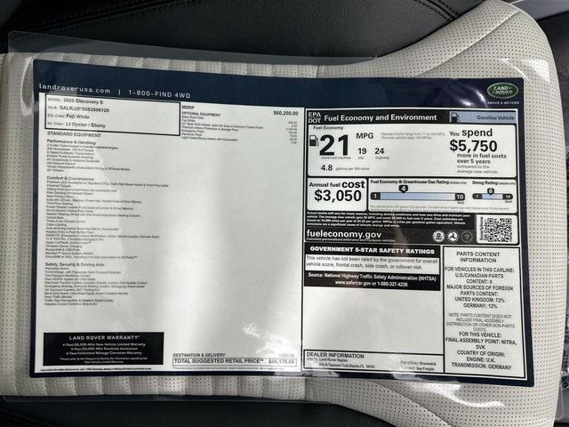 Photo of 2025 Fuji White Land Rover Discovery