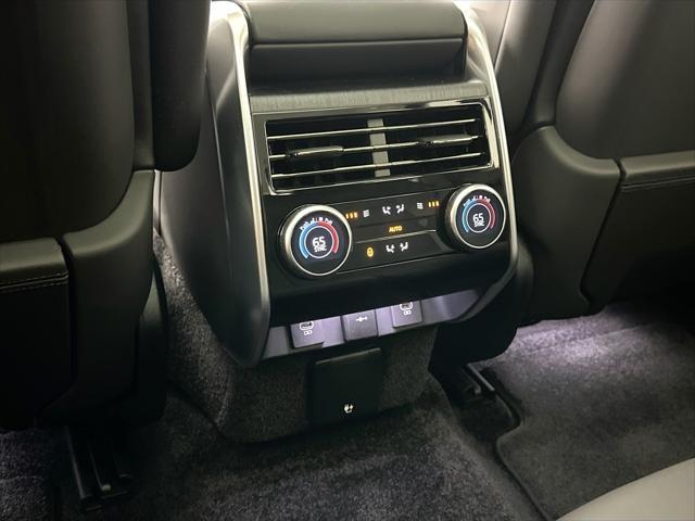 Photo of 2025 Gray Land Rover Range Rover