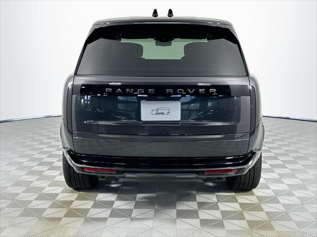 Photo of 2025 Gray Land Rover Range Rover