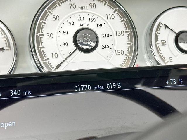 Photo of 2018 White Rolls-Royce Dawn