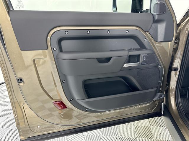 Photo of 2025 Gondwana Stone Metallic Land Rover Defender