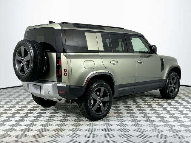Photo of 2025 Pangea Green Metallic Land Rover Defender