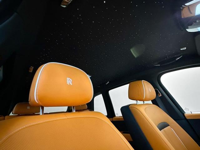 Photo of 2023 Arctic White Rolls-Royce Cullinan