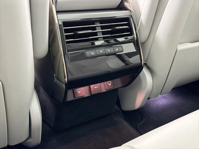 Photo of 2023 Red Metallic Land Rover Range Rover Sport