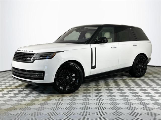 Photo of 2023 White Land Rover Range Rover