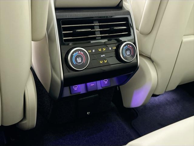 Photo of 2024 Gray Land Rover Range Rover