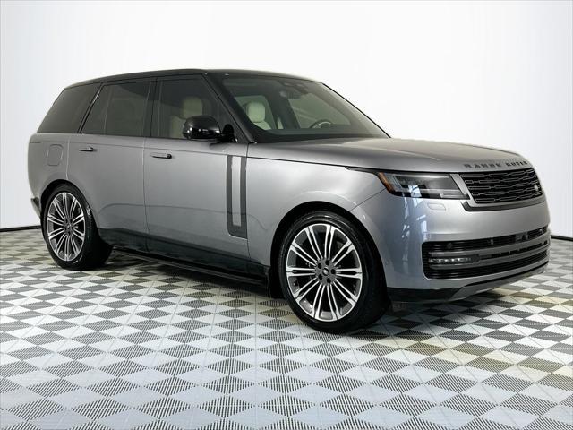 Photo of 2024 Gray Land Rover Range Rover