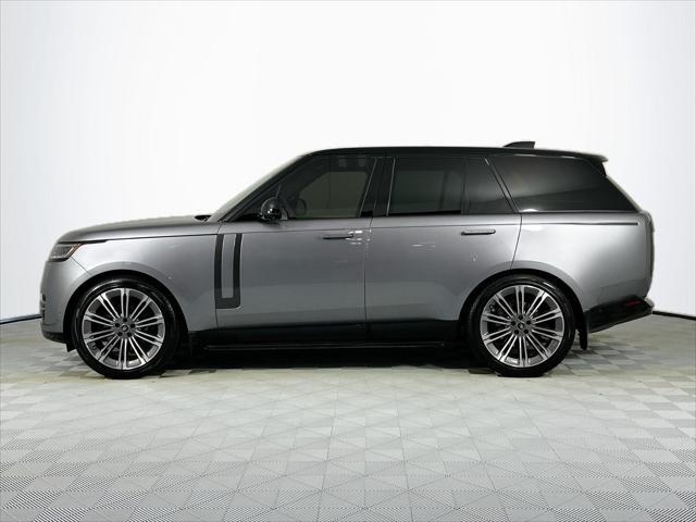 Photo of 2024 Gray Land Rover Range Rover
