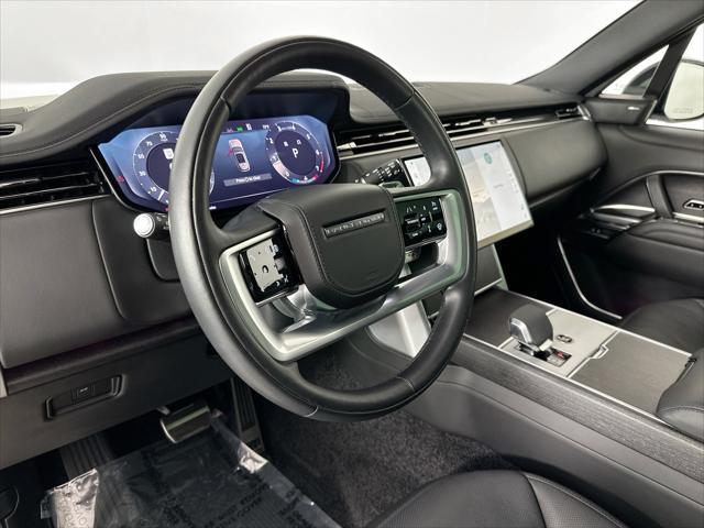 Photo of 2024 Santorini Black Land Rover Range Rover