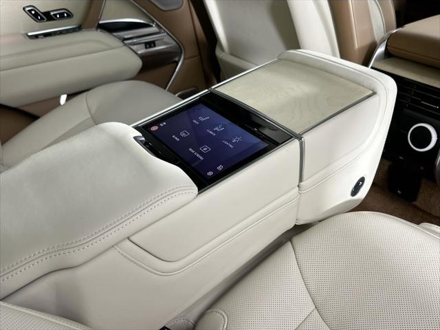 Photo of 2023 Satin Land Rover Range Rover