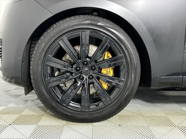 Photo of 2023 Satin Land Rover Range Rover