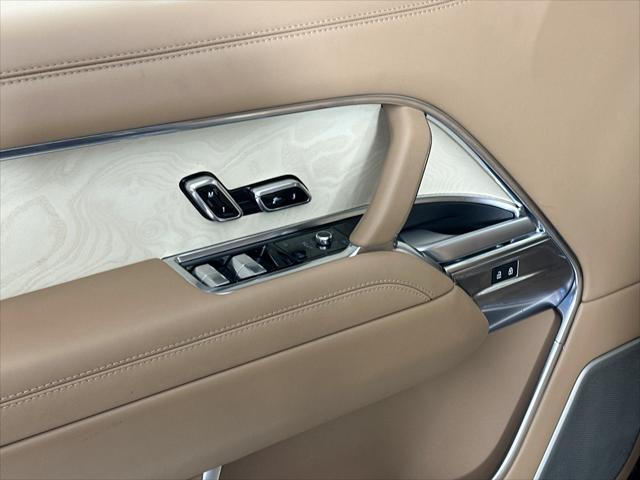 Photo of 2023 Satin Land Rover Range Rover