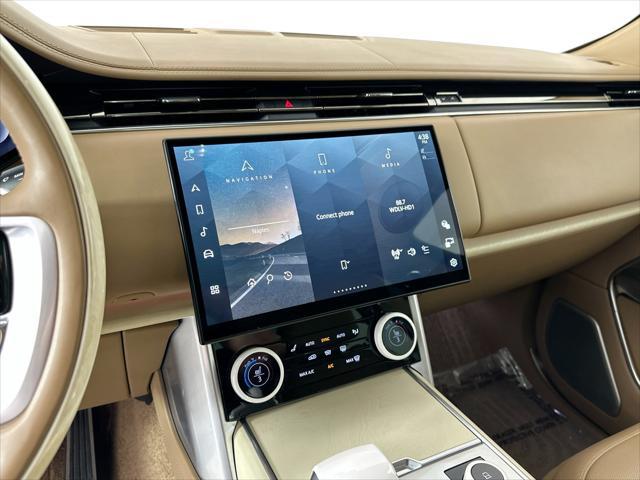 Photo of 2023 Satin Land Rover Range Rover