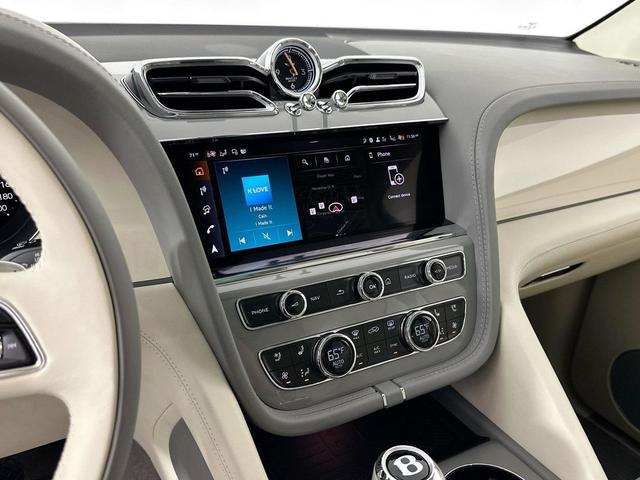 Photo of 2025 Quartzite Bentley Bentayga