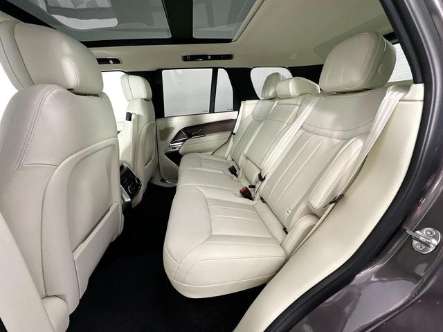 Photo of 2025 Grey Land Rover Range Rover