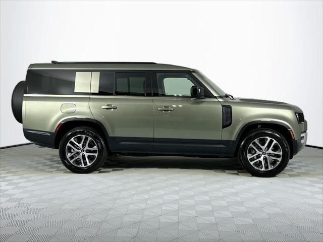 Photo of 2025 Pangea Green Metallic Land Rover Defender