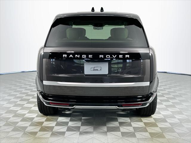 Photo of 2024 Gray Land Rover Range Rover