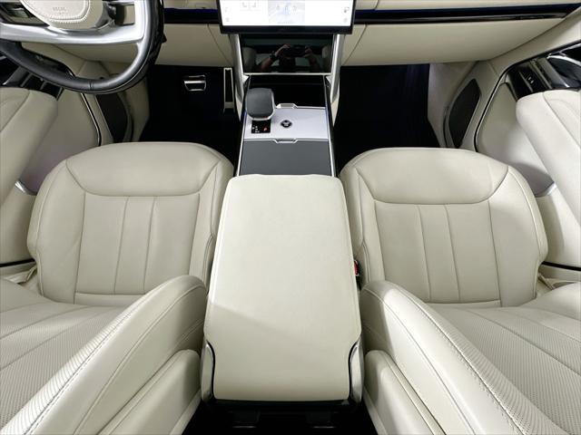 Photo of 2024 Gray Land Rover Range Rover